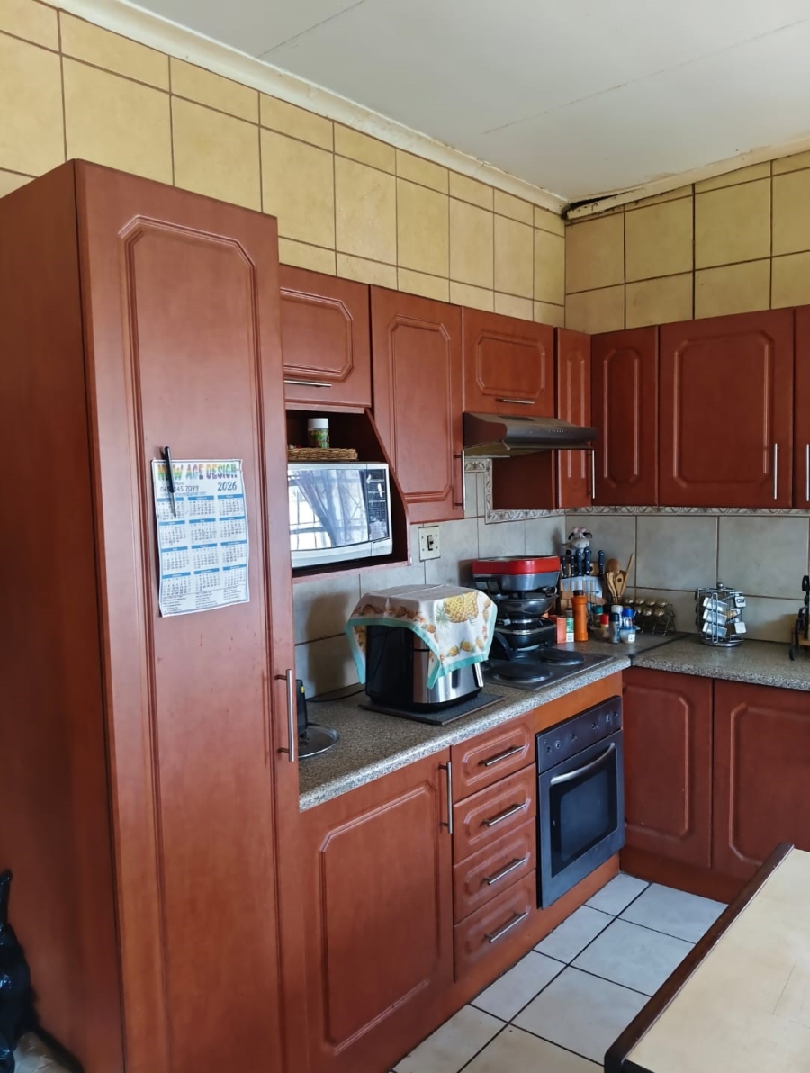 3 Bedroom Property for Sale in Theunissen Free State